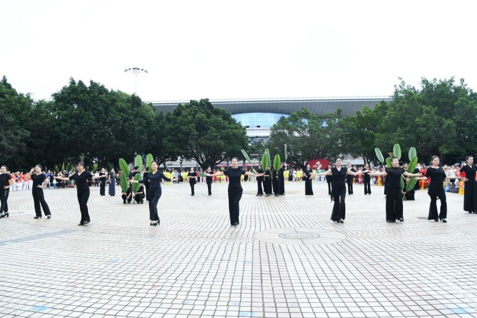 Qli, 湖南游客
